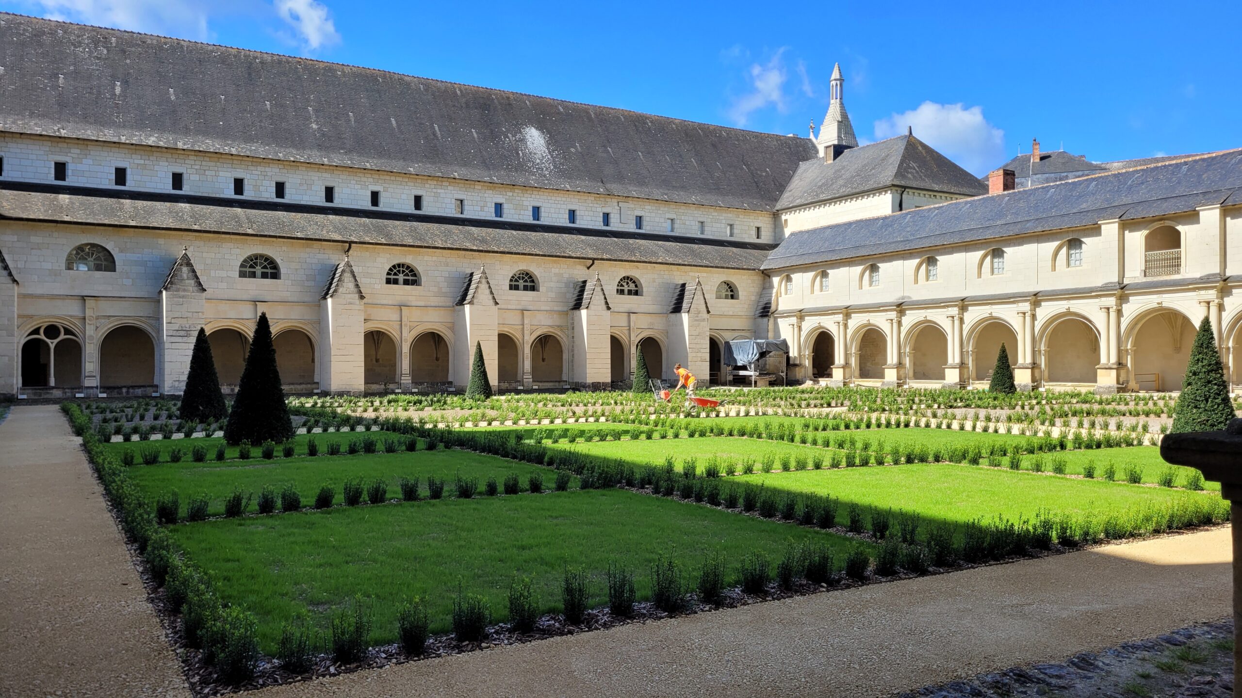 Le cloitre de l'Abbaye Royale de Fontevraud