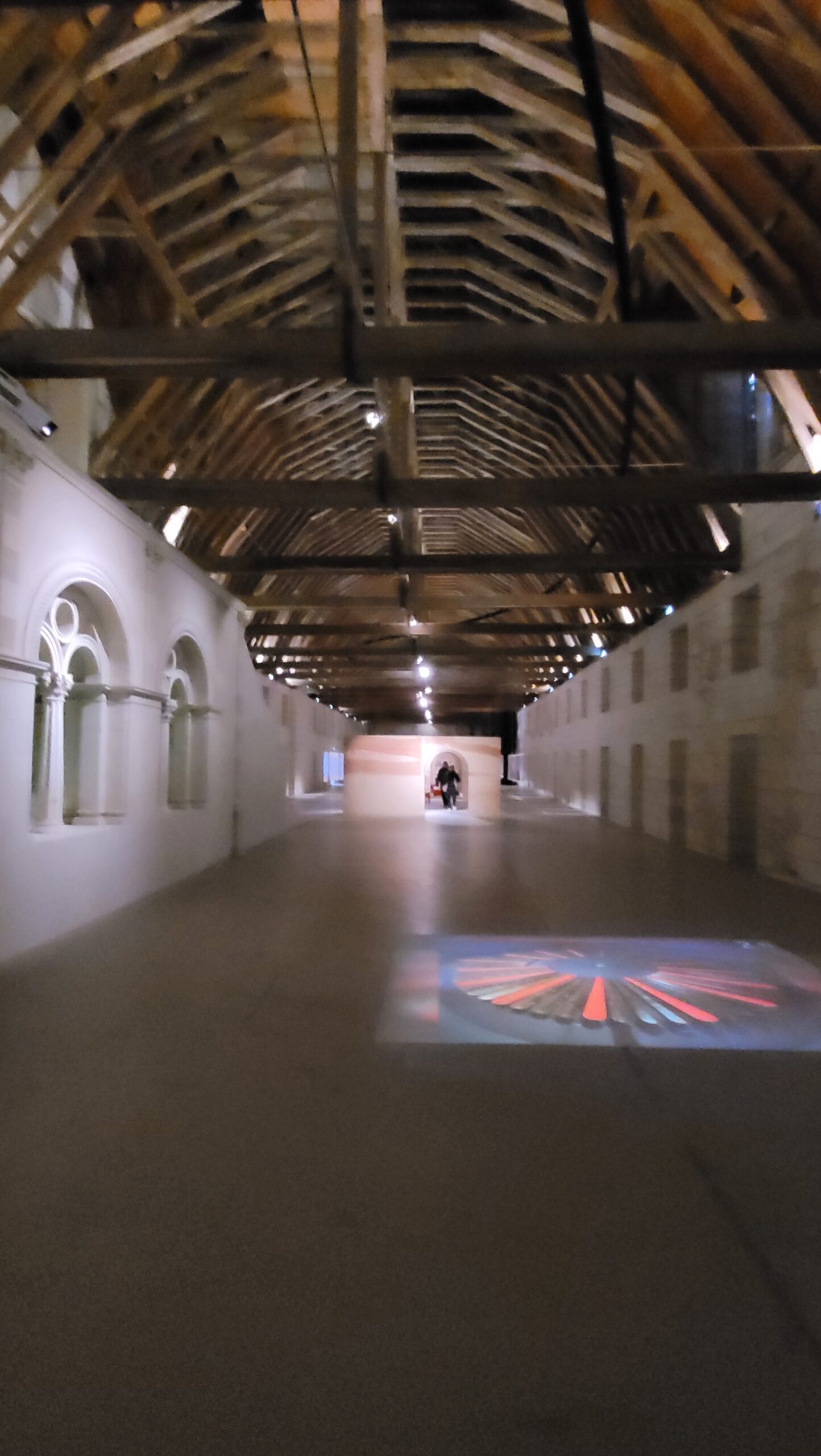 Le grand dortoir de Fontevraud