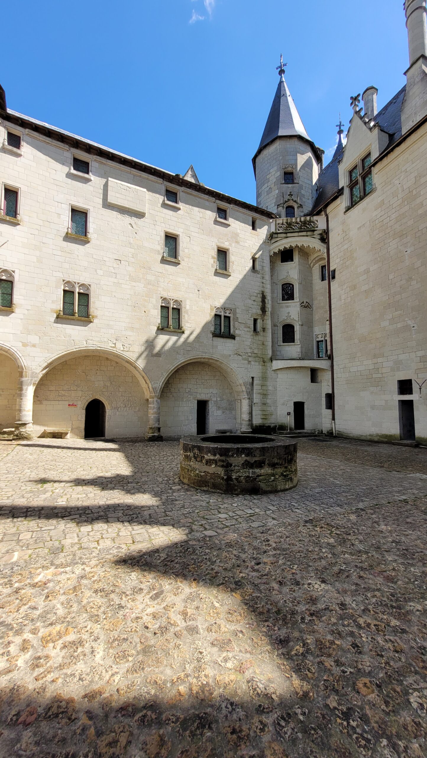 La cour intérieure du château de Saumur