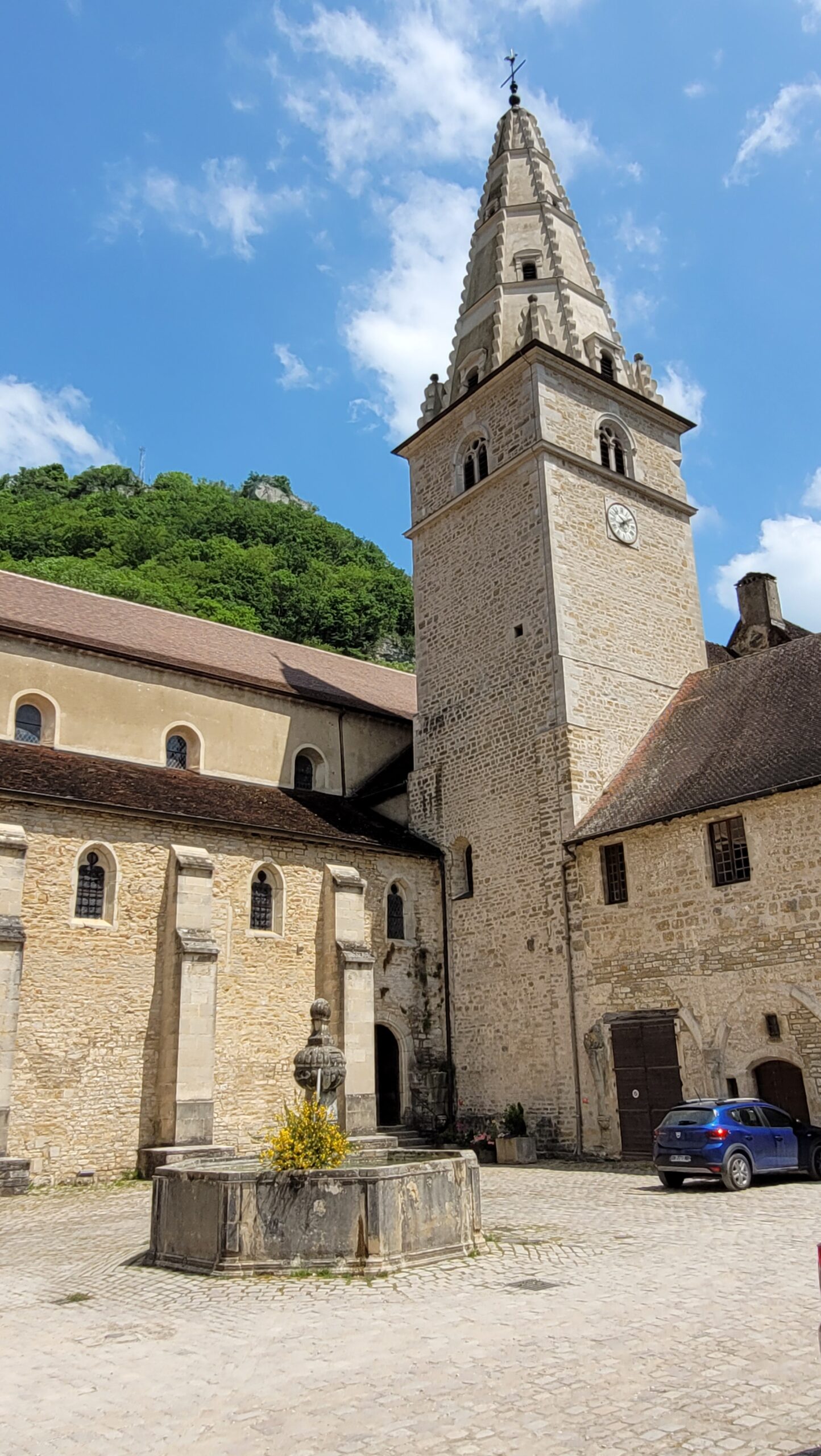 Le clocher de l'Abbatiale de Baume-les-Messieurs