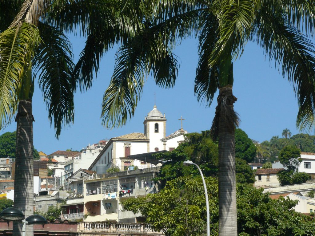 L'église de Santa Teresa vue depuis Lapa.