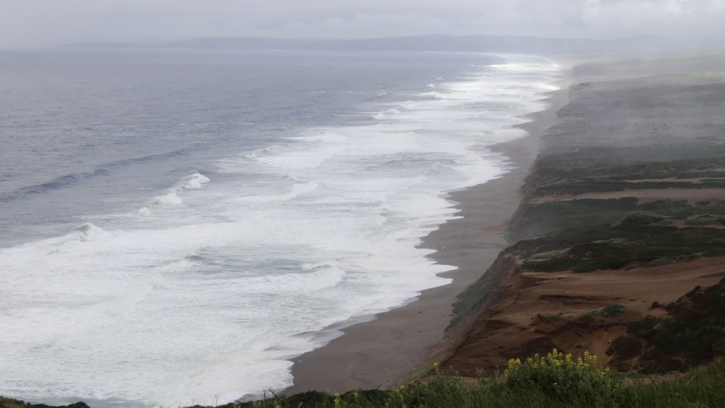 Cette immense plage est belle mais extrêmement dangereuse!