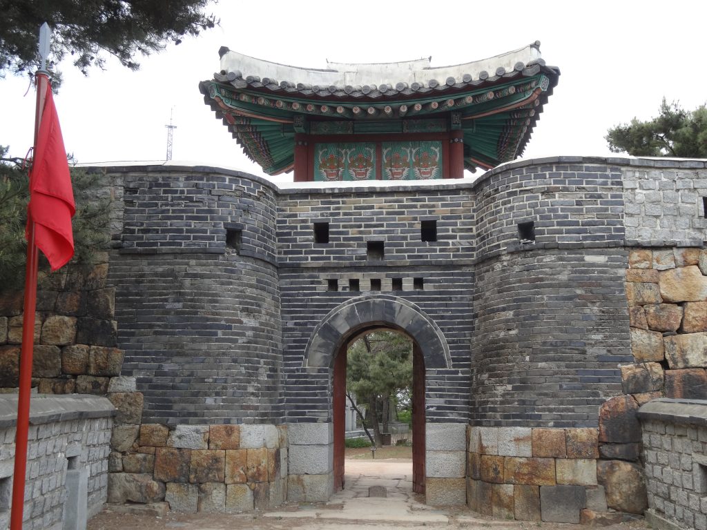 Une porte de Suwon