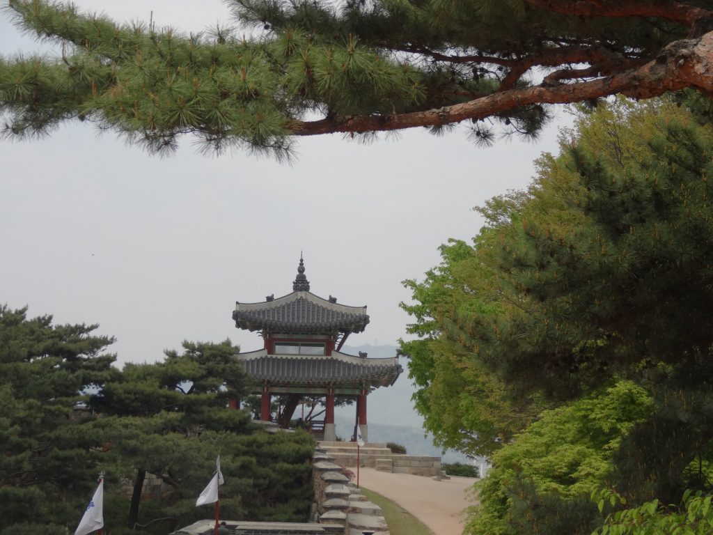 Sur les fortification de Suwon