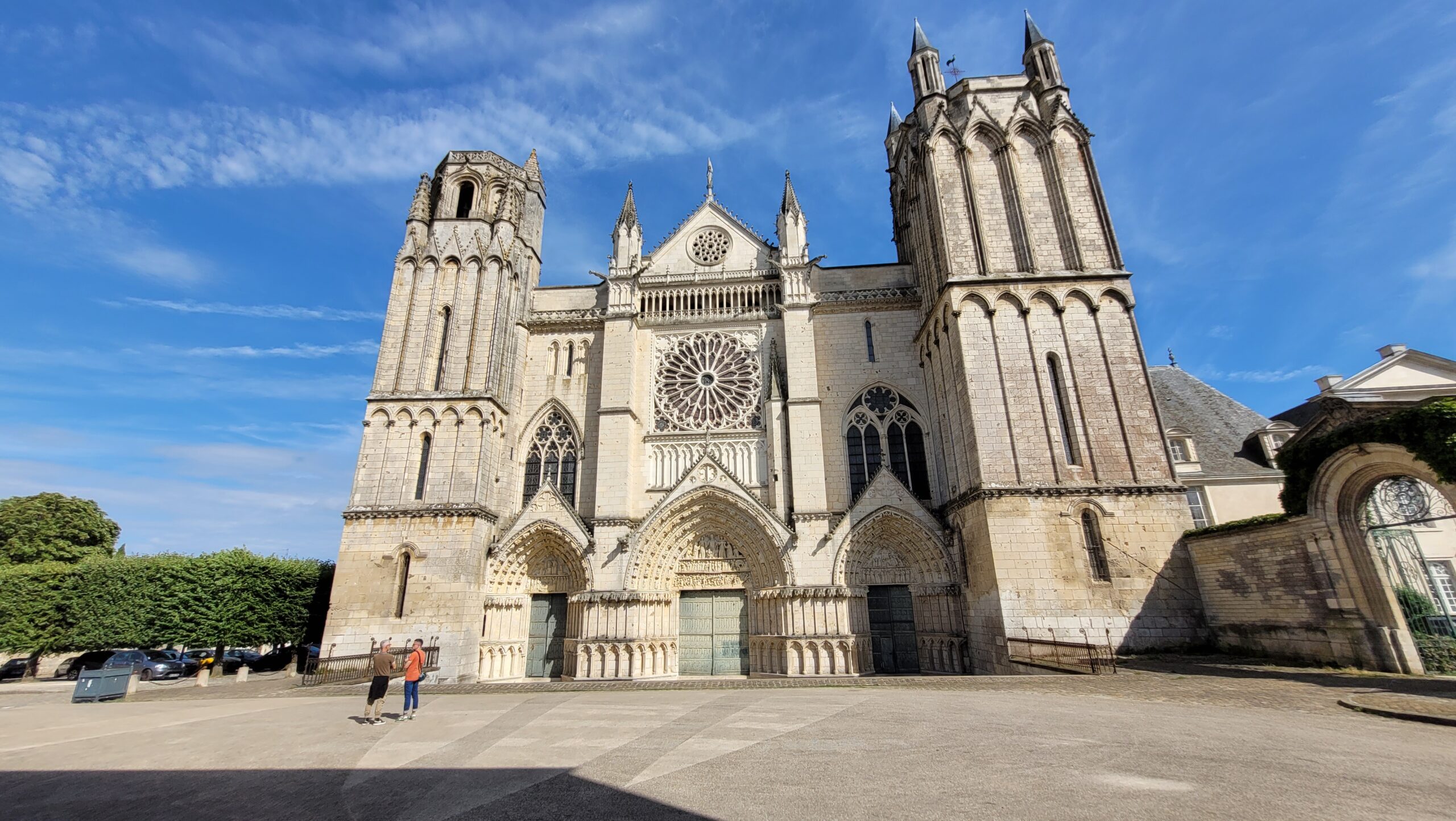 La cathédrale Saint-Pierre de Poitiers