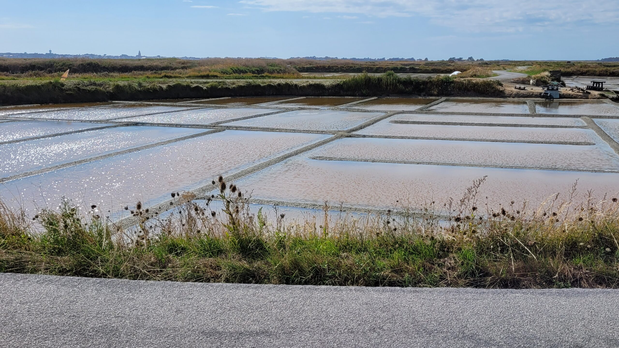 Les marais salants du bassin du MES au nord de Guérande