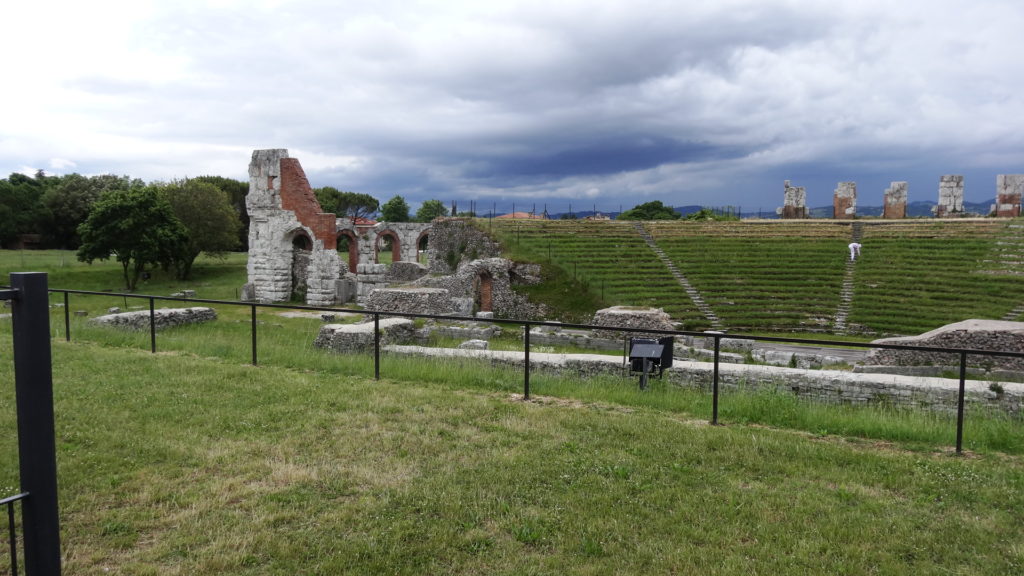 Le théâtre romain de Gubbio