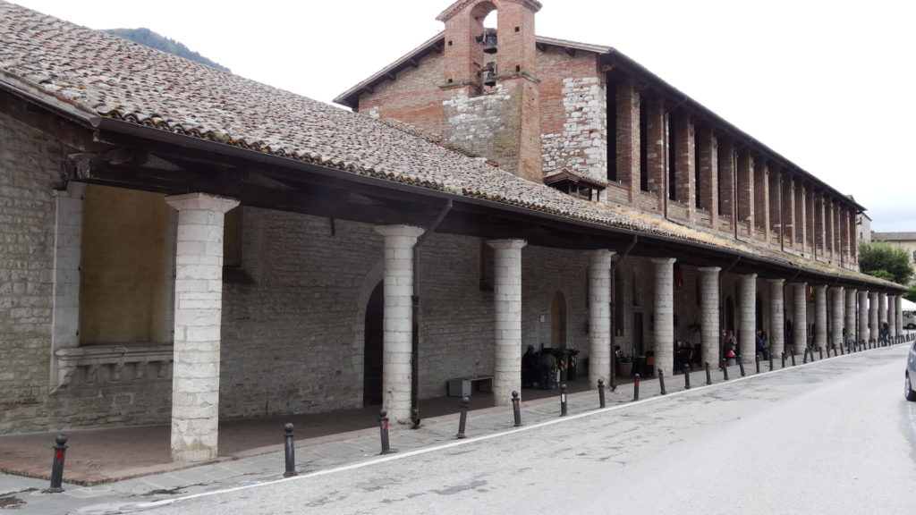 La Via Camillo Benso Conte di Cavour à Gubbio