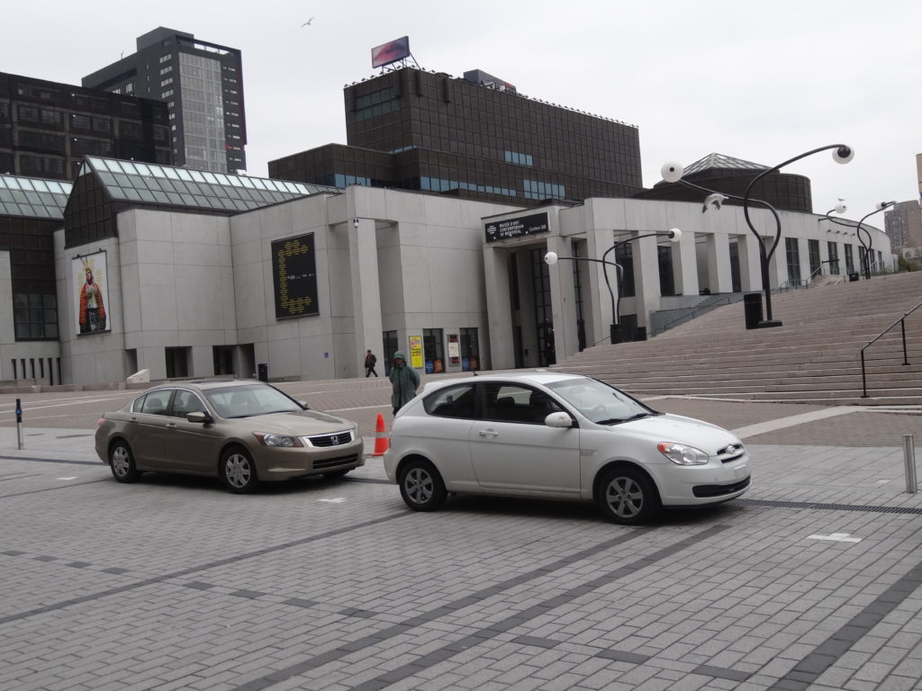 Le musée d'art contemporain sur la place des arts