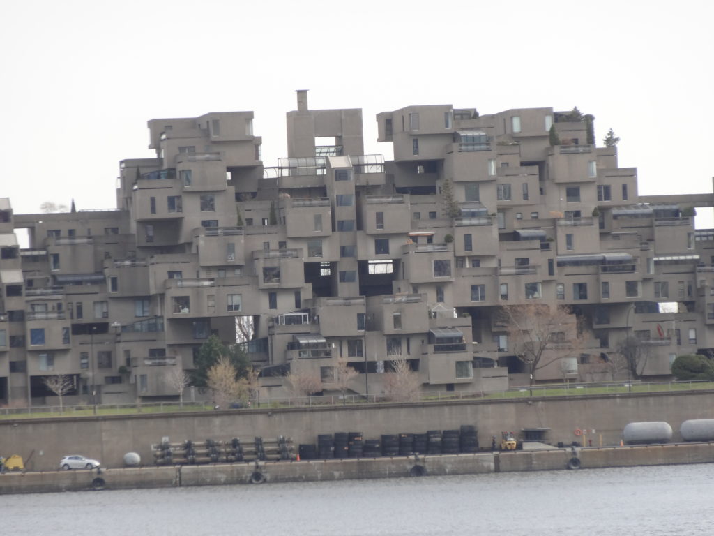 Un ensemble architectural original sur les bords du Saint Laurent