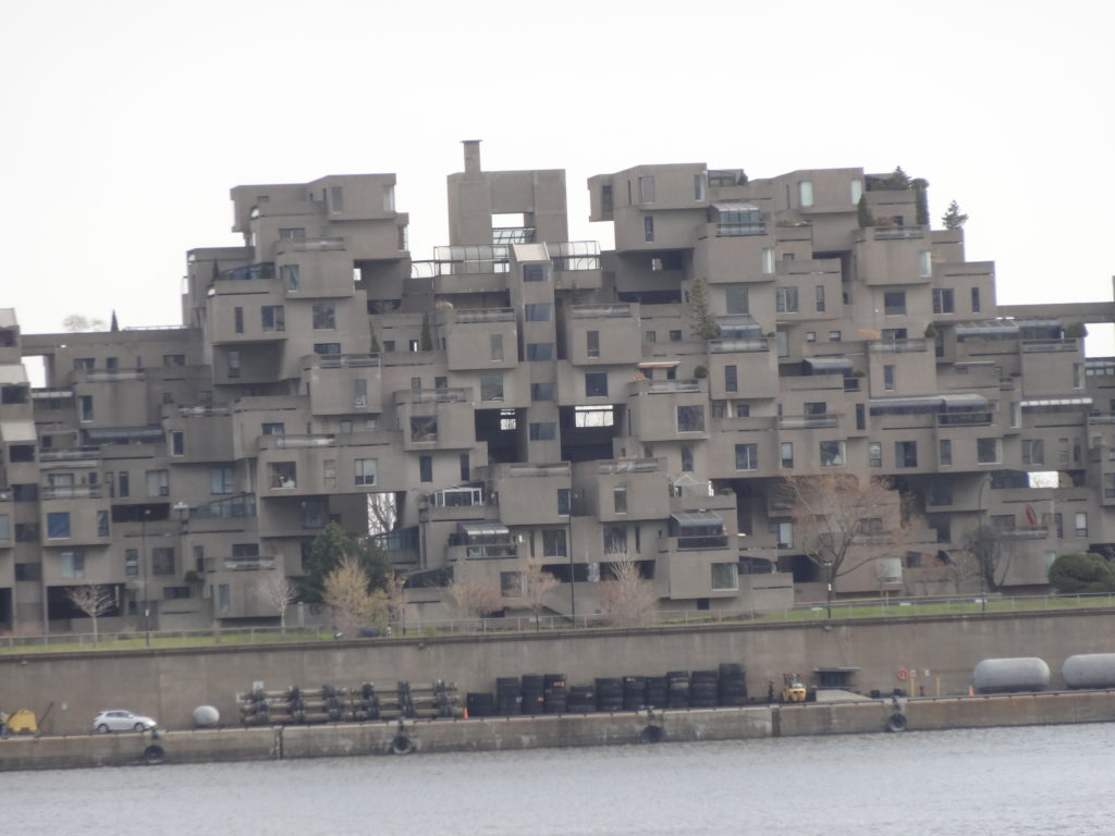 Un ensemble architectural original sur les bords du Saint Laurent