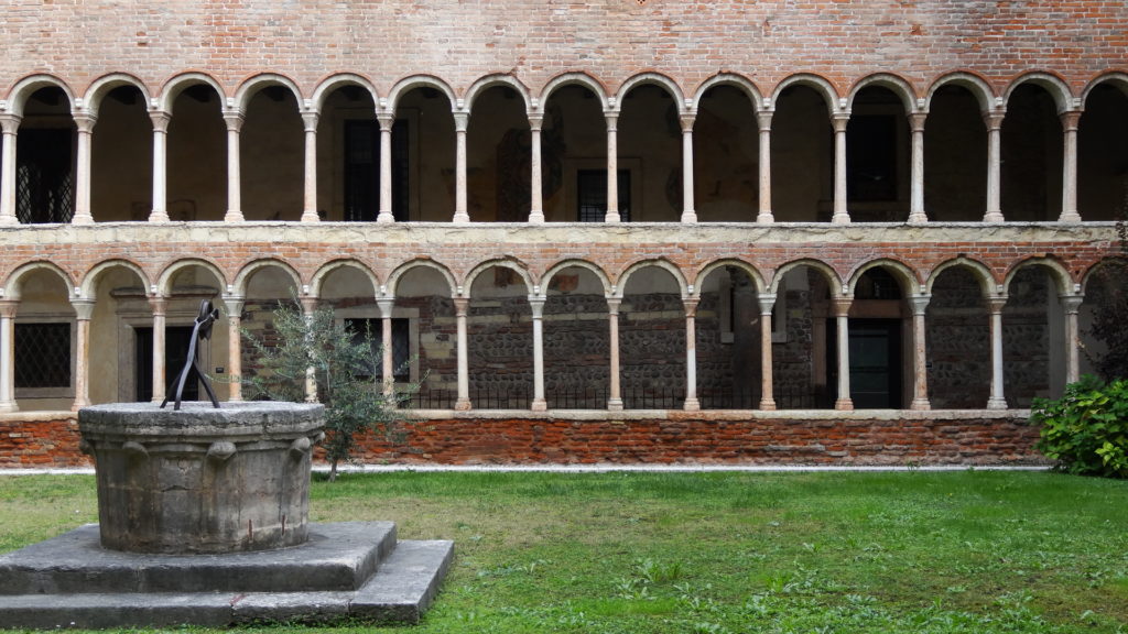 Le Chiostro dei Canonici à la cathédrale de Vérone