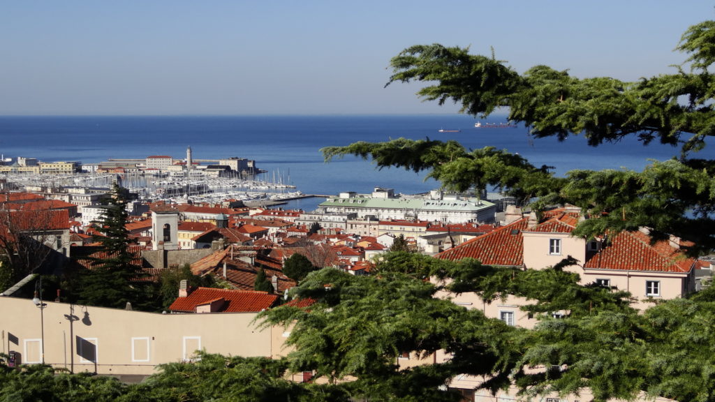 Vue sur la ville depuis le Castello di San Giusto