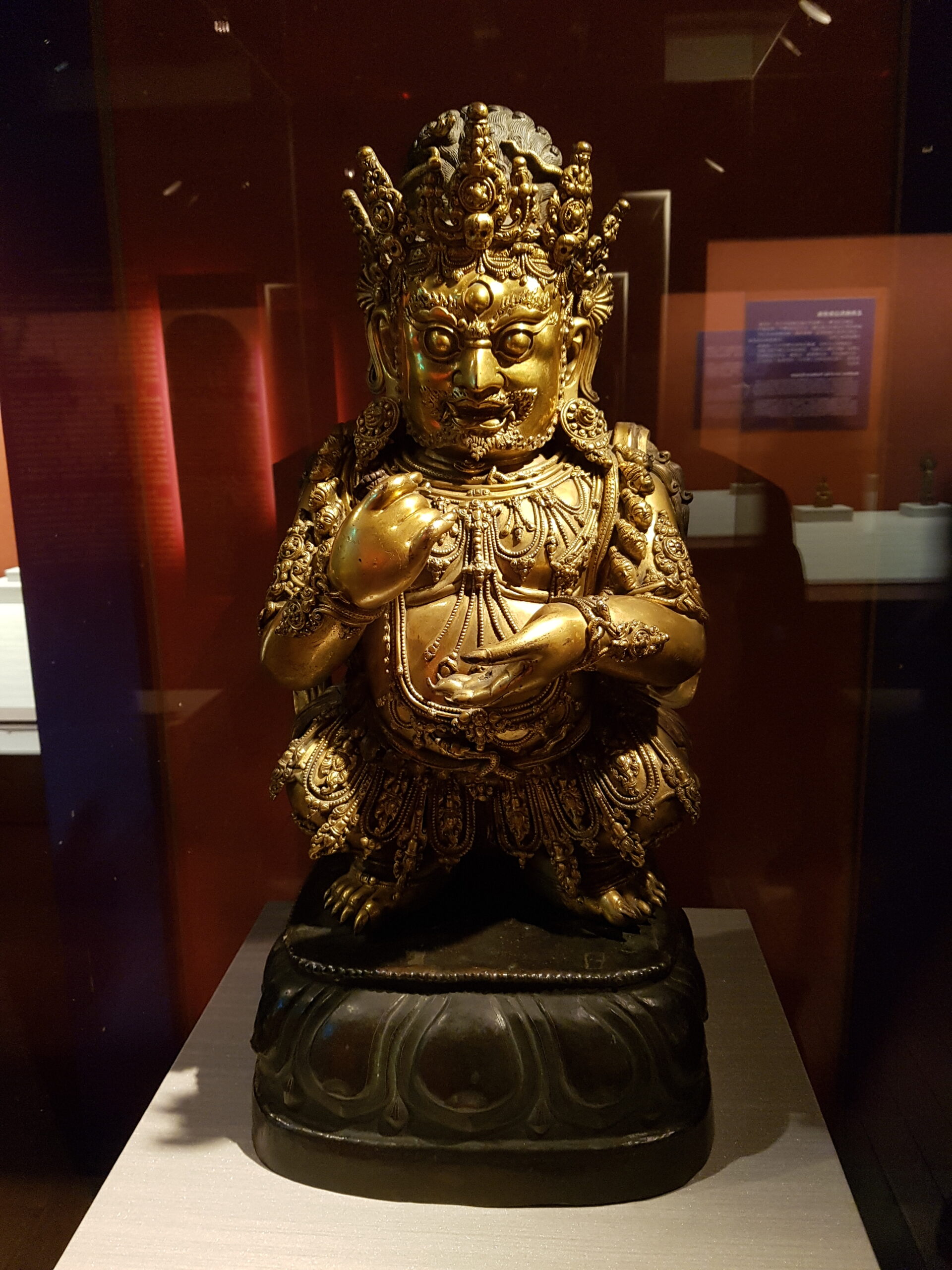 Statue chinoise dans le musée de Taipei